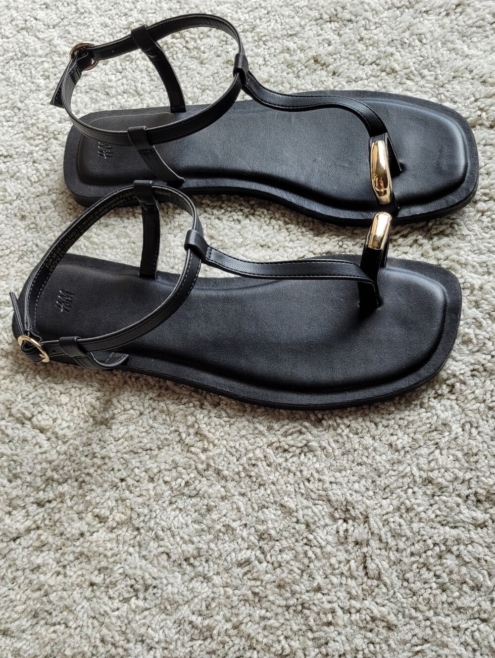 Contemporary In Style, Elegant In Details Size 7  NEW - Picture 2 of 5